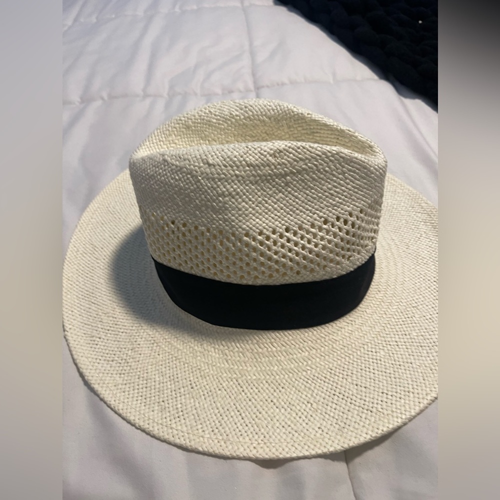 Straw Hat - Picture 5 of 13